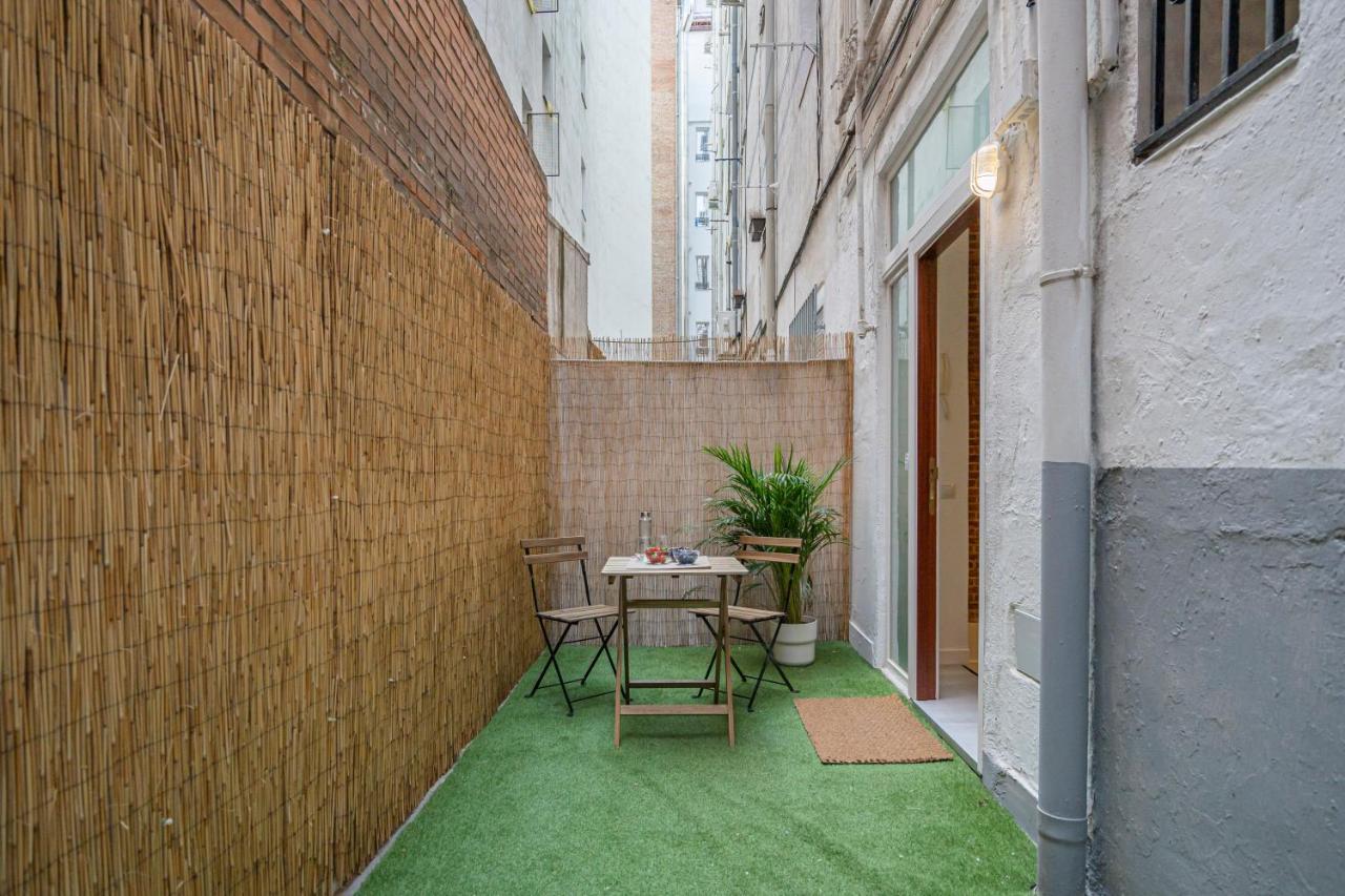 For You Duplex Temporal With Private Patio In The Center Of Mpe35 Madrid